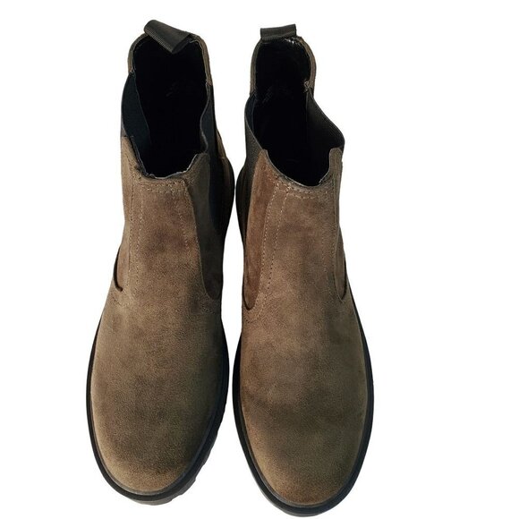 Kenneth Cole Lug Sole Bootie Olive Green Textile Faux Suede Womens Size 9 NWT - Picture 2 of 10